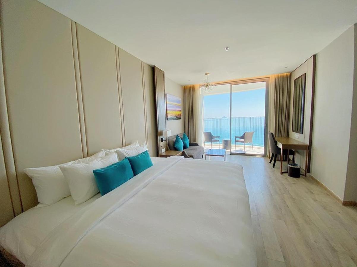 Kn Panorama Beachfront Condotel Nha Trang Kültér fotó