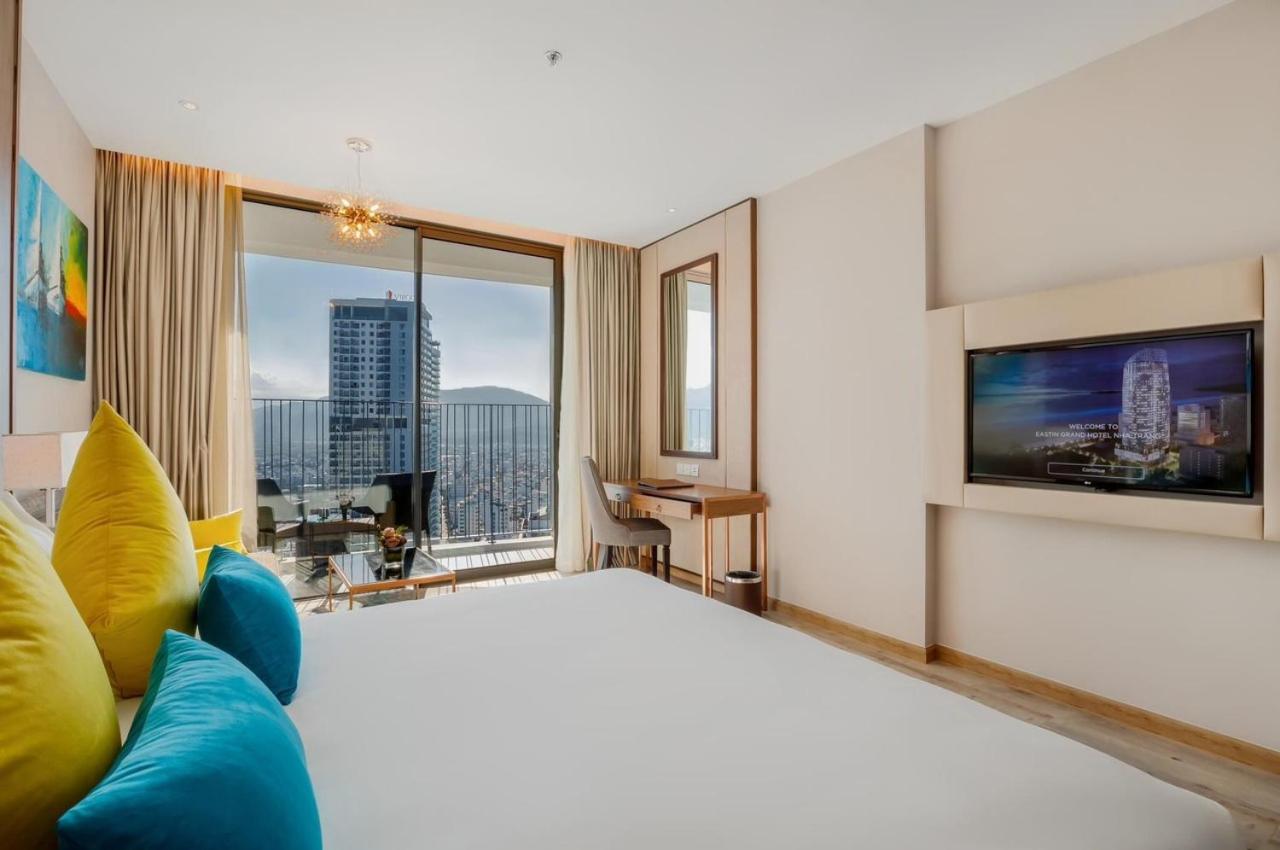 Kn Panorama Beachfront Condotel Nha Trang Kültér fotó