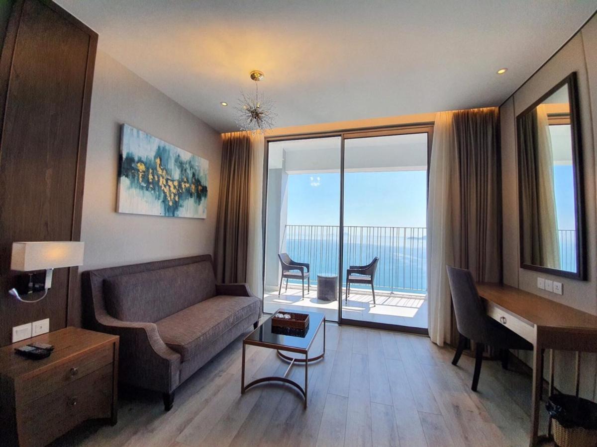 Kn Panorama Beachfront Condotel Nha Trang Kültér fotó