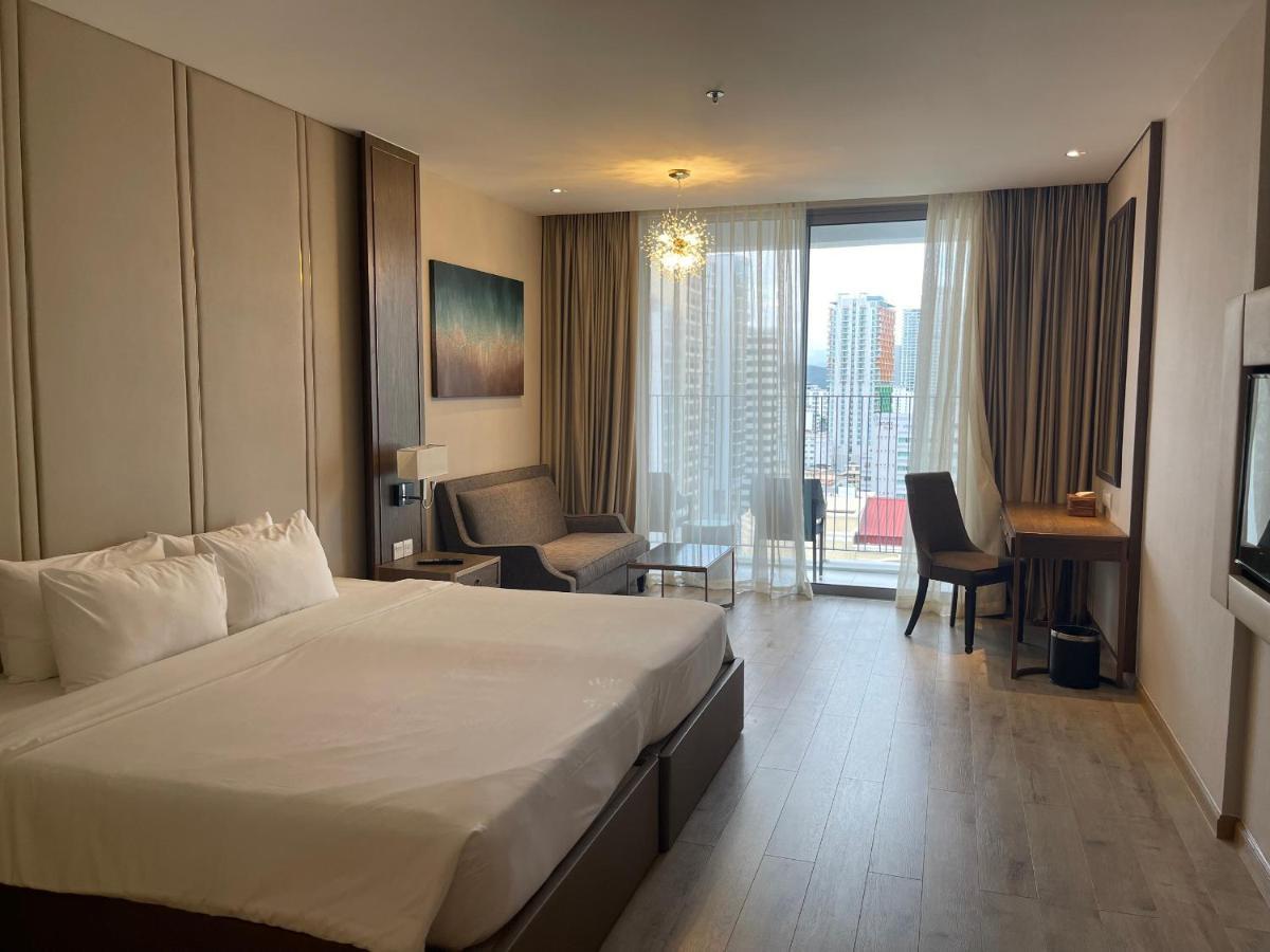 Kn Panorama Beachfront Condotel Nha Trang Kültér fotó